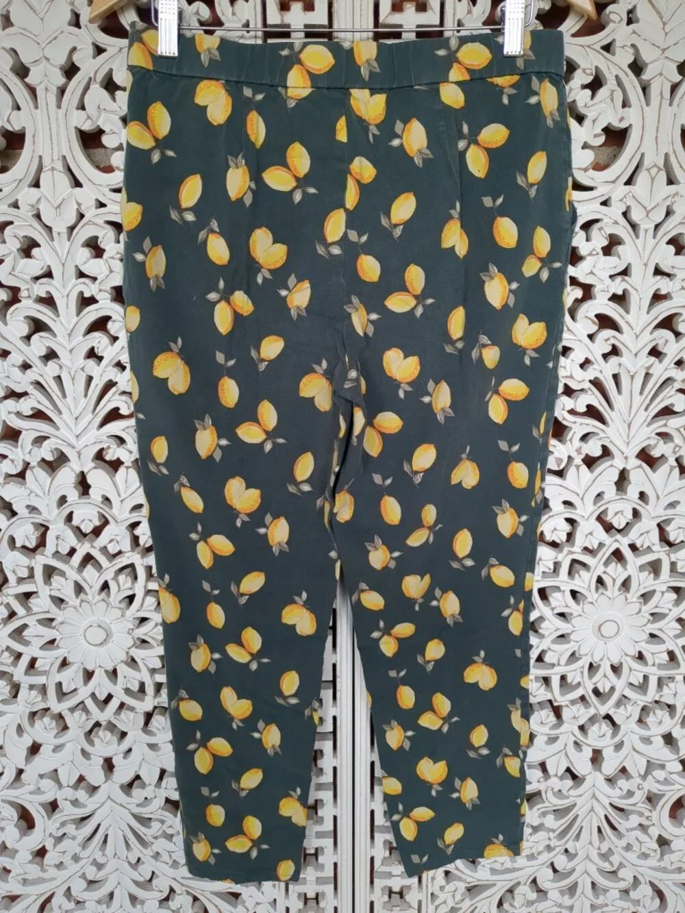Vintage Pants with Lemon Motif - Picture 4 of 11